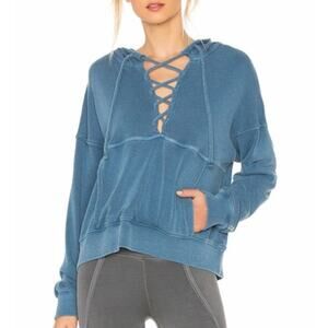 Free People Believer Hooded Sweatshirt Women’s Large Blue Athleisure Workout Gym
